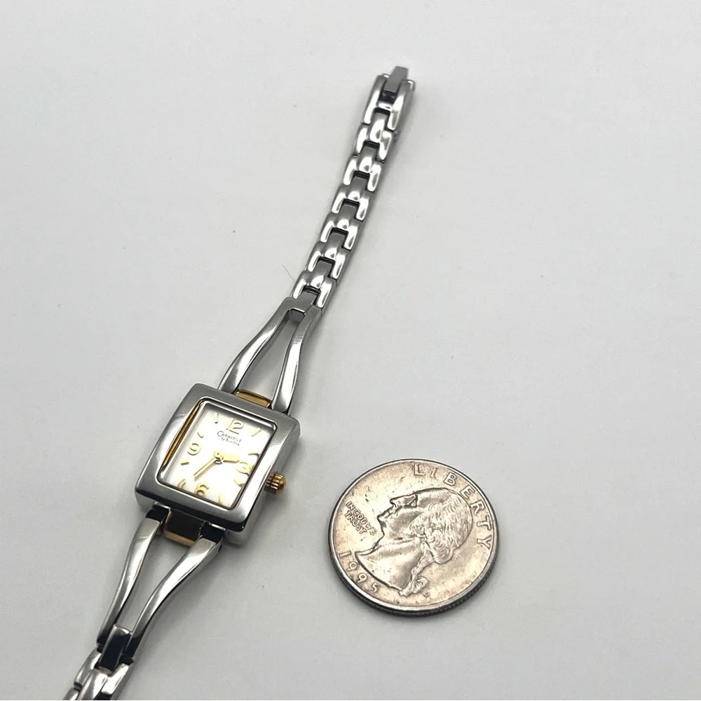 Caravelle by Bulova Womens Watch Two-Tone 6.75" New Battery - Picture 10 of 13